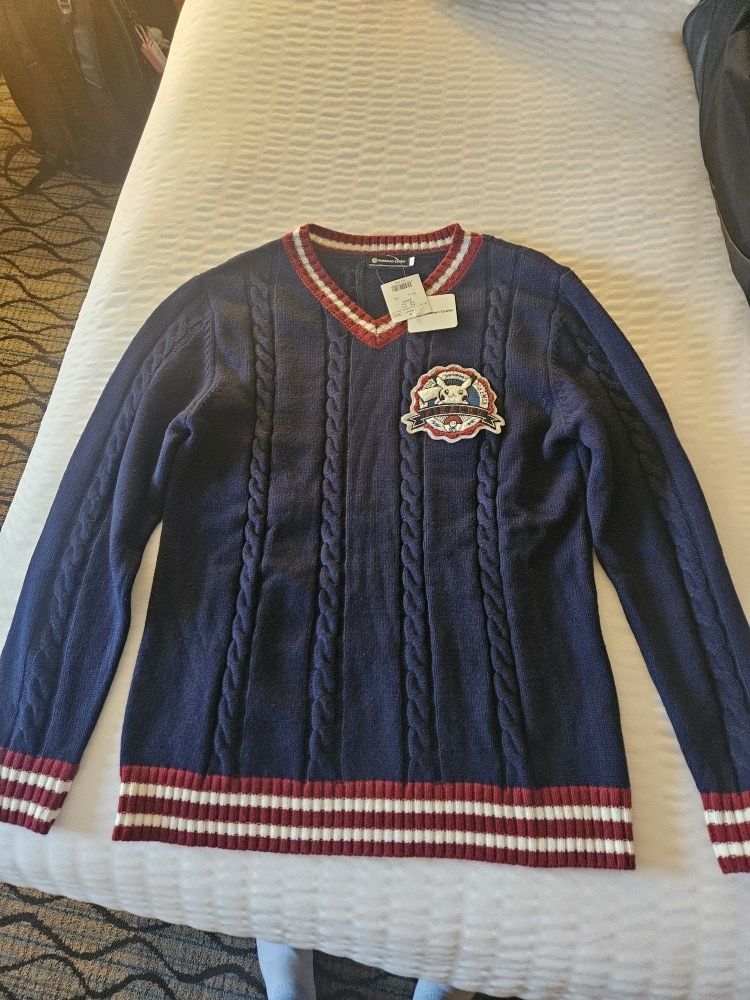 Pokemon Center Exclusive Pikachu Knit Sweater Size LARGE