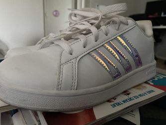 Adidas Grand Court Size 2 Kids