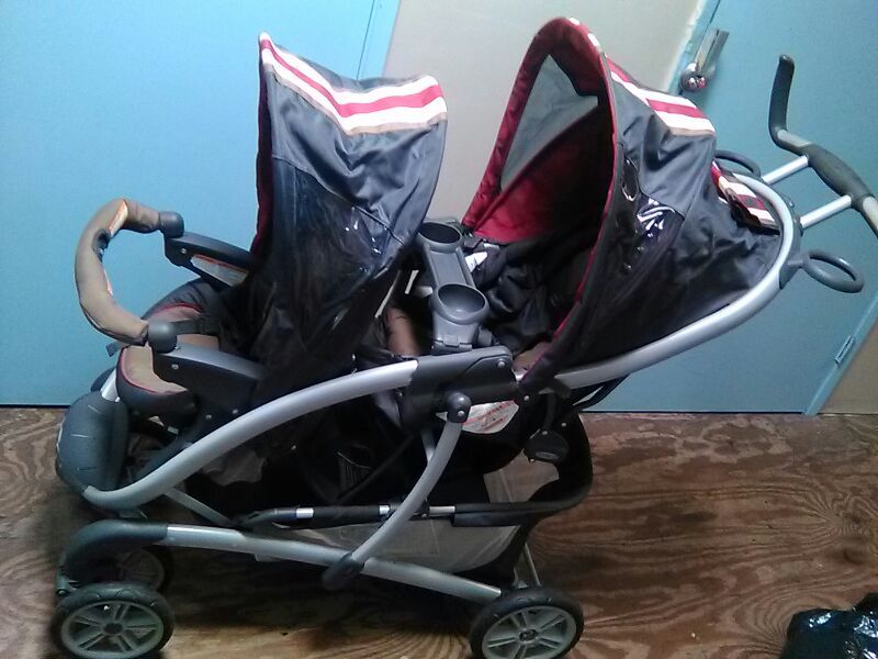 Graco 2 seat stroller
