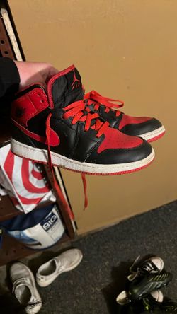 Big Kids 7Y Jordans