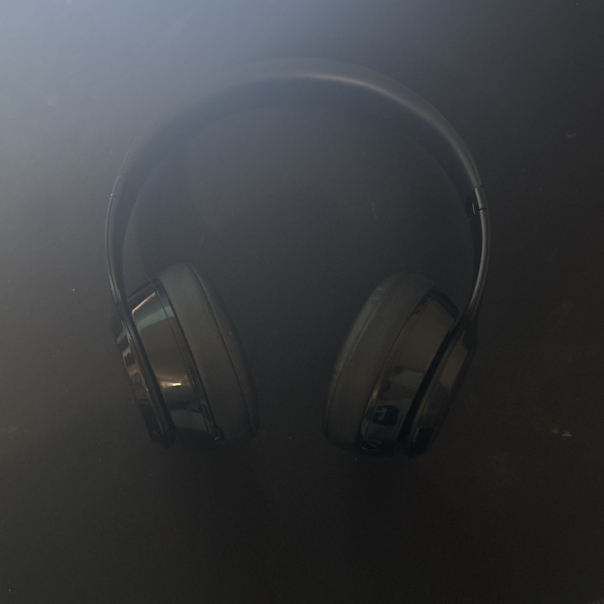 Beats Wireless Connects Threw Bluetooth