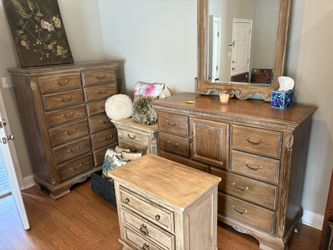 Bedroom Set