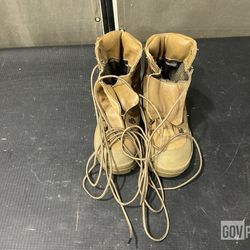 Belleville Combat Boots 5R MCB950
