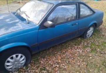 1994 CHEVY CAVALIER TWO-DOOR 4 CYLINDER COUPE 