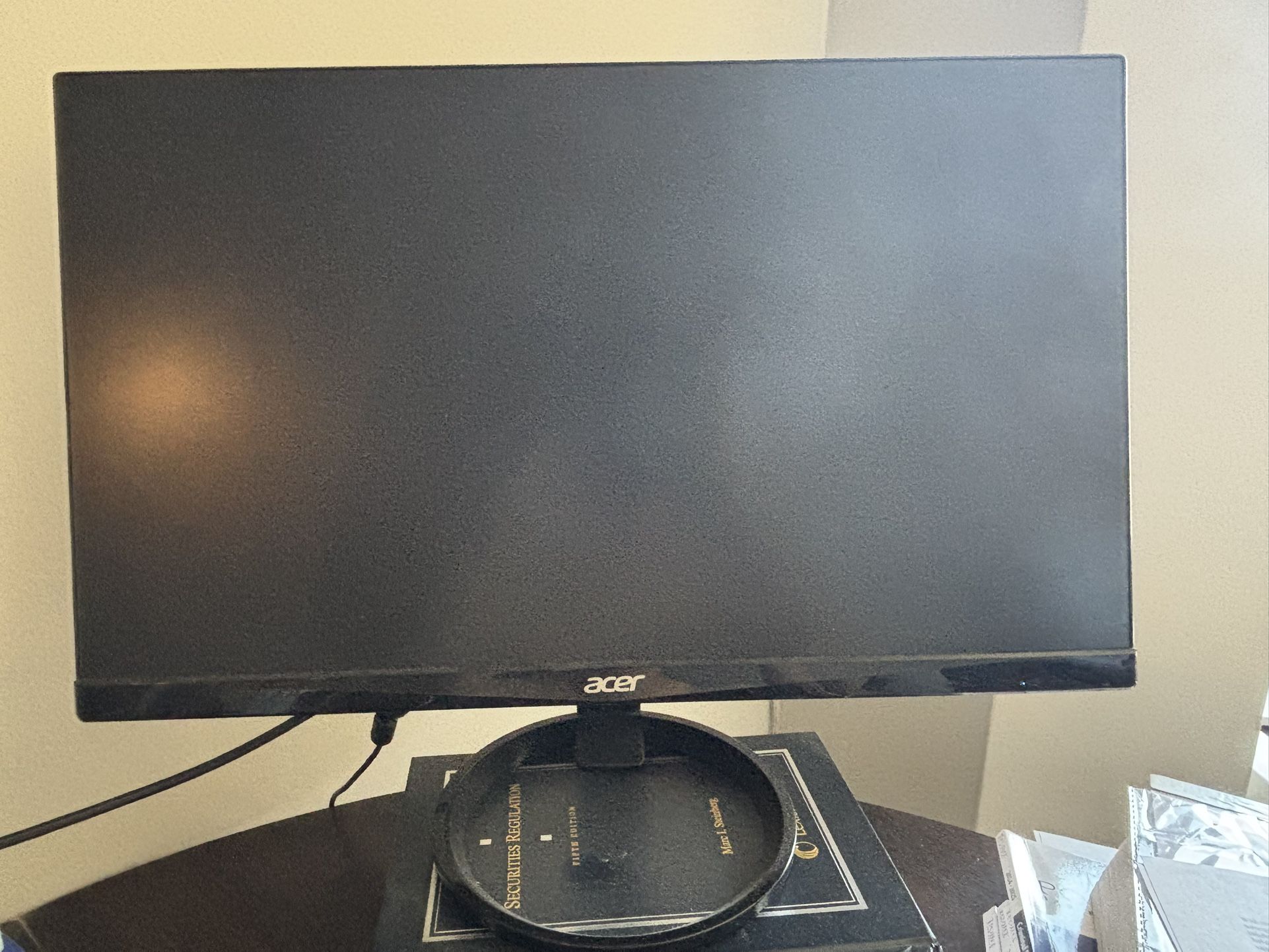 27‘ Acer Monitor