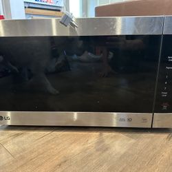 LG microwave 