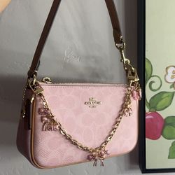 Coach bag Pink powder nolita