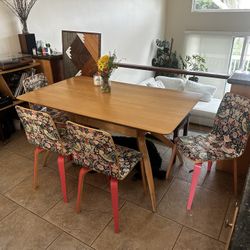Table 4 Chairs And A Bench Seat 