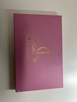 Glam beauty gel polishes