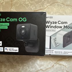Wyze Camera OG color version with window mount