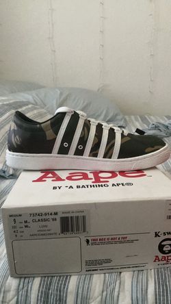 BAPE x Kswiss colab brand new size 9