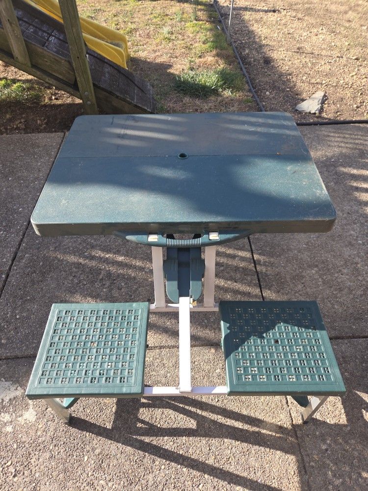 Outdoor Green Foldable Picnic Table Chairs Camping Camp