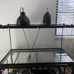 Like New Turtle Tank W/ All accessories