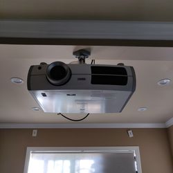Epson 8350 home theater projector and electric screen