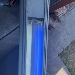 Jebo fluorescent aquarium light.