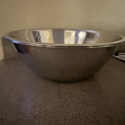 Serving Bowls