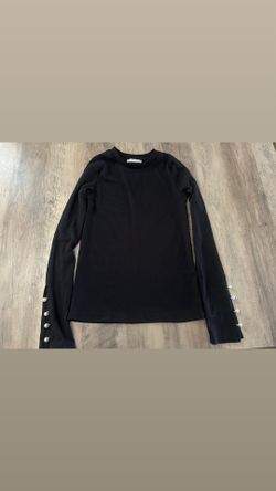 Zara black long sleeve top with pearl buttons on sleeves, size S