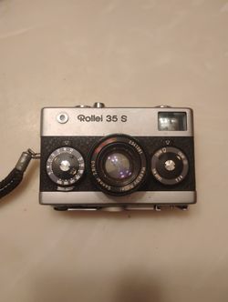 Vntg Rollei 35s Camera 