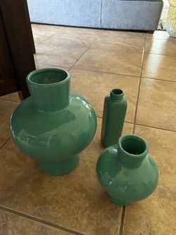 Set of 3 Teal Ceramic Vases