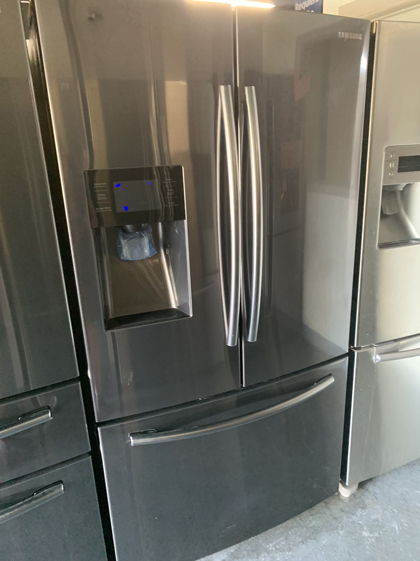 Black stainless frenchdoor refrigerator Samsung