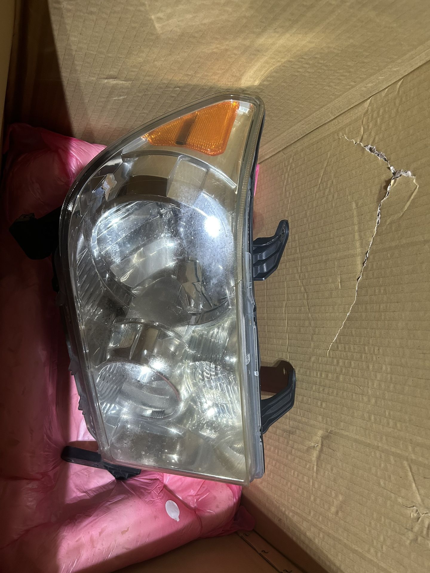 Toyota Tundra 2007 Original Headlights 