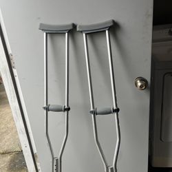 Crutches 