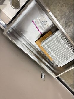 Stainless steel sink