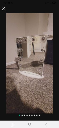 Vanity Mirror With Lights