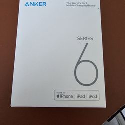 IPhone - Portable Charger (Anker Series 6)