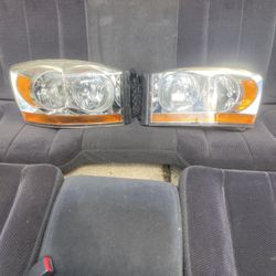 20010 Dodge Headlights 