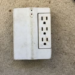 Side Socket Multi Plug In Outlet 