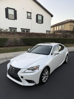 2016 Lexus IS