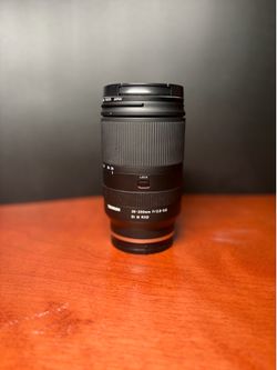 Tamron 28-200mm f/2.8-5.6 Di III RXD Lens (Sony E)