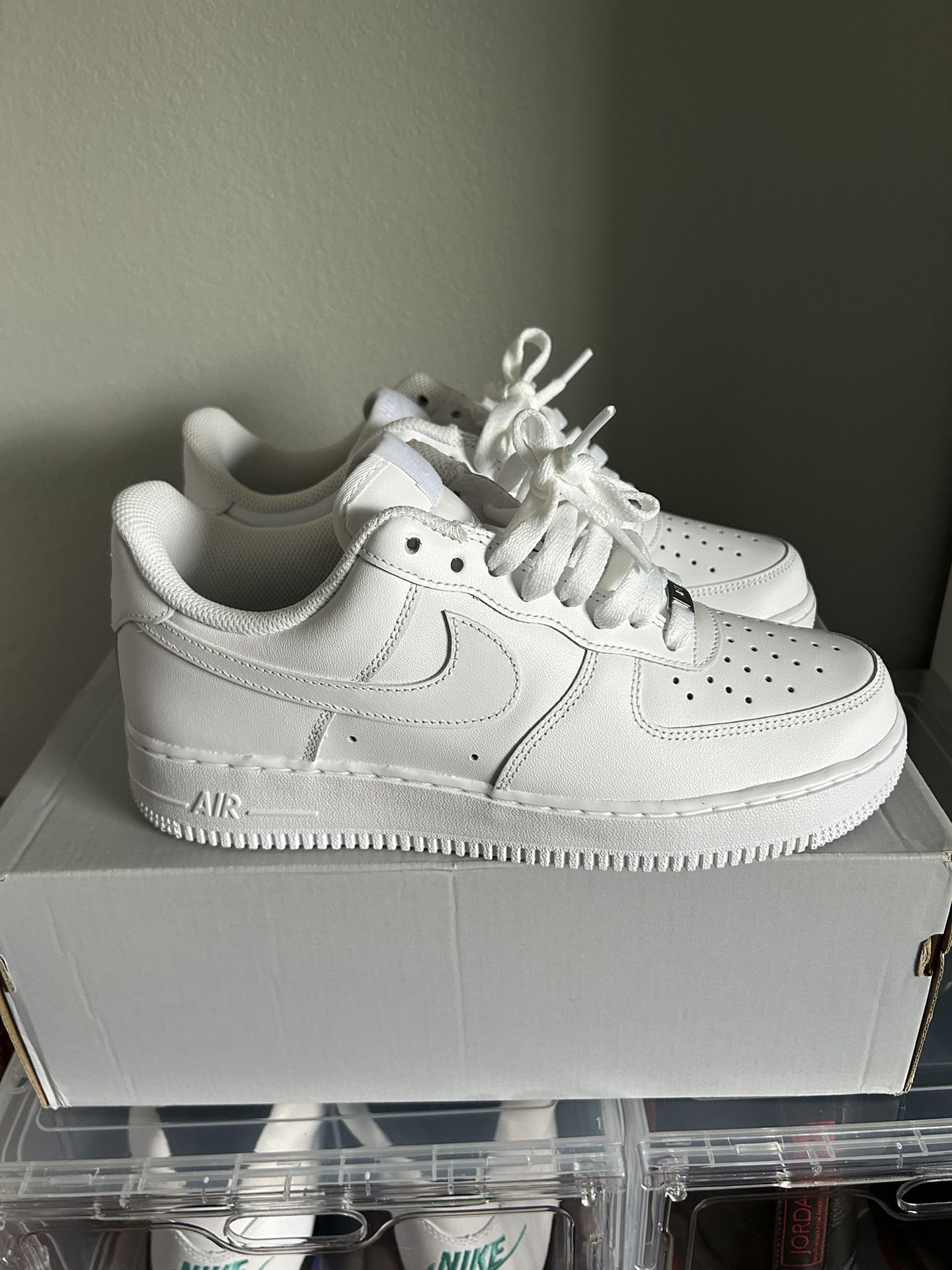 Air Force 1 Low White Size 8