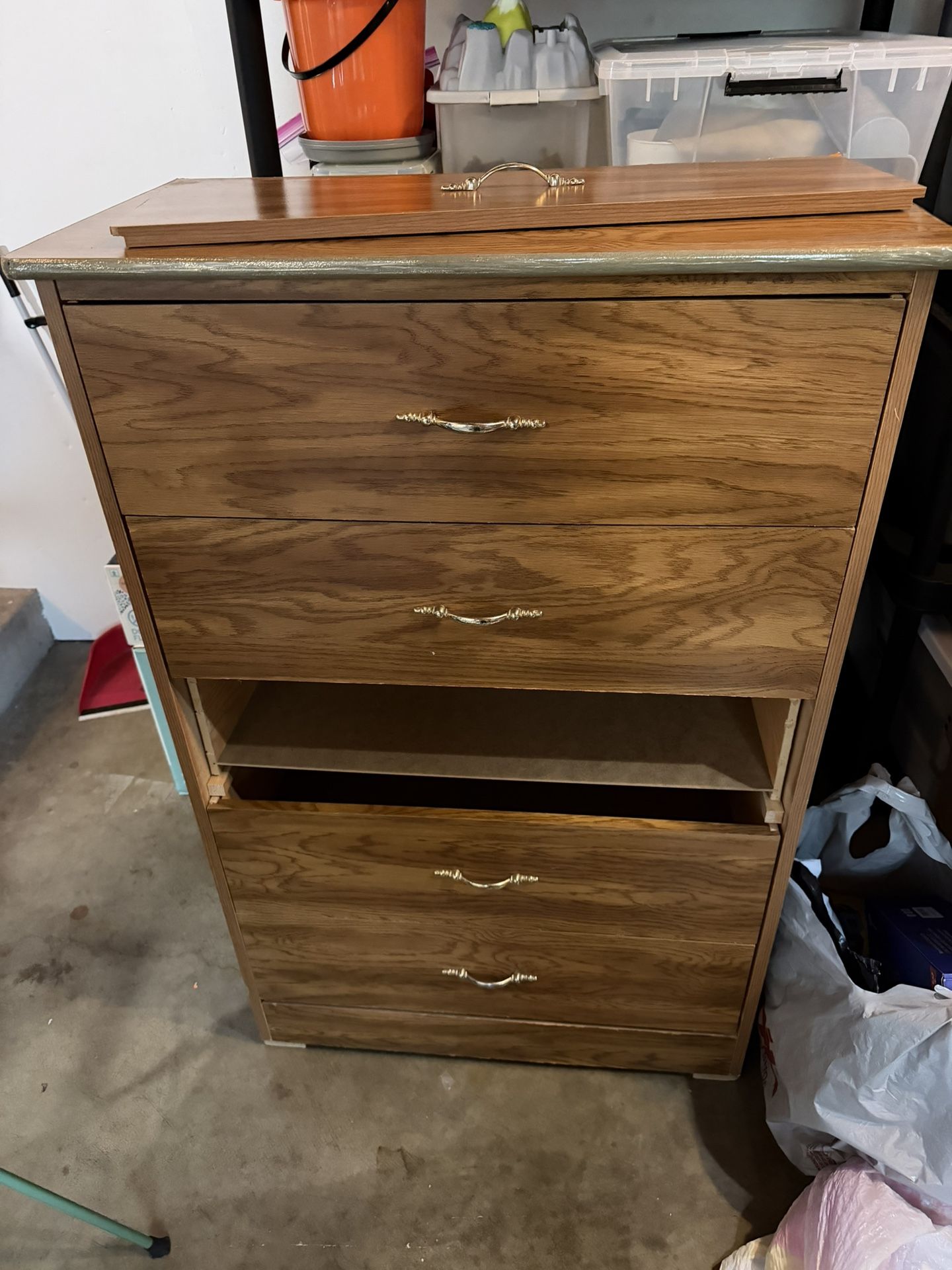 Free Dresser