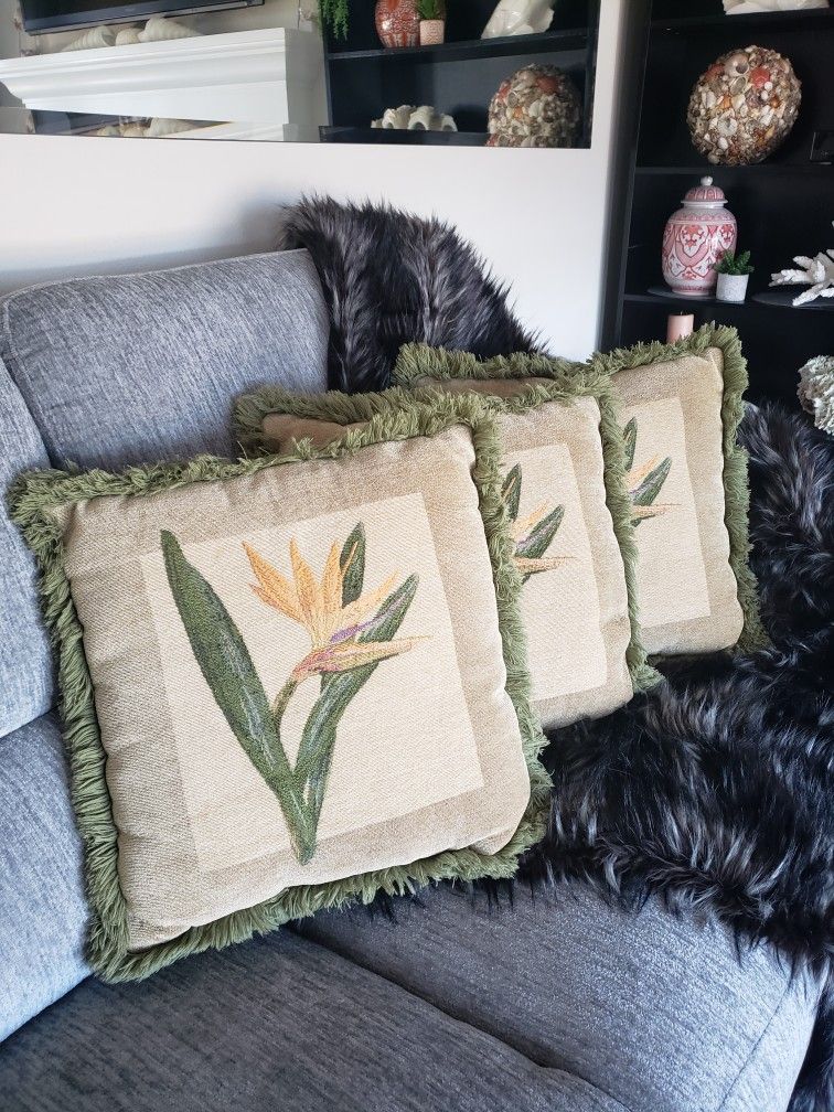 3 BEAUTIFUL TROPICAL PILLOWS