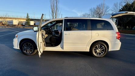 2017 Dodge Grand Caravan