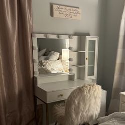 Makeup vanity 
