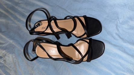 Black strappy wedge heels
