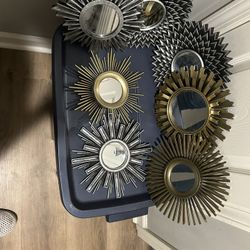 Accent Wall Mirrors