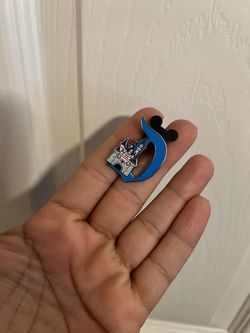 Sleeping Beauty Castle Key To Disneyland Pin