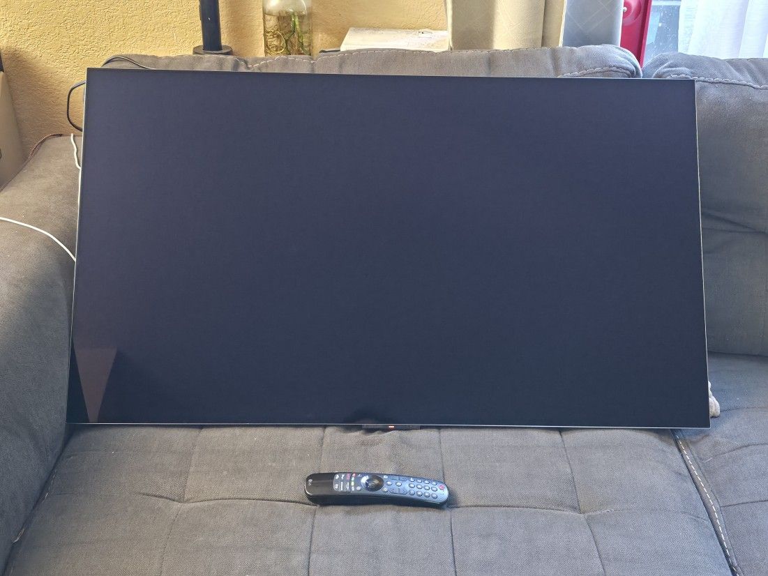 LG 42" Class C3 Series OLED Smart webOS TV with LG 5.1.3 Soundbar & Subwoofer