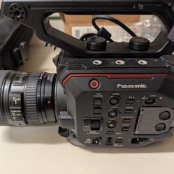Panasonic 4k camera with 2 lens Cannon CN-E 70-200mm t4.4