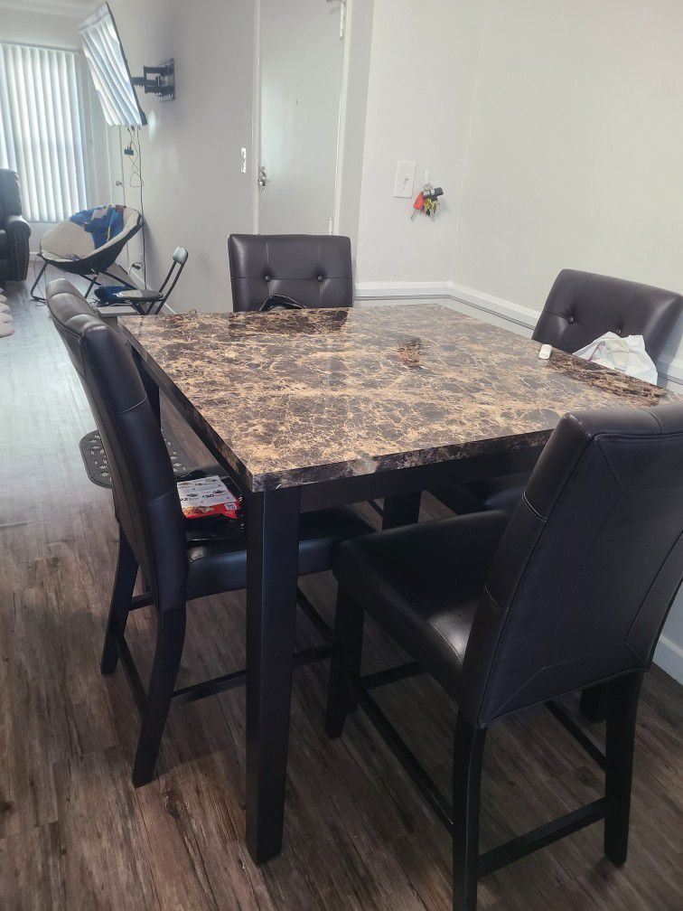 High Pub Granite Table With 4 Chairs
