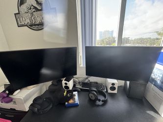 2 Monitors With Stand, Asus VG27Q