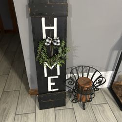 Rustic Wood. WELCOME SIGN 