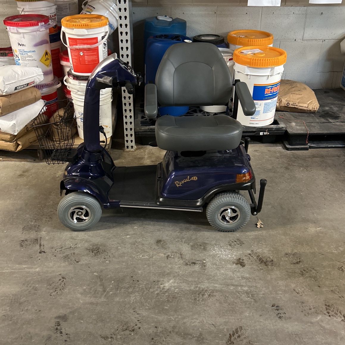 Never Been Used Blue Rascal Weight Limit 350 Lbs