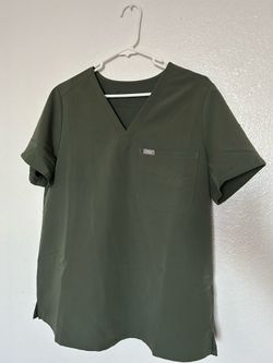 FIGS Scrub Top – Women’s Large – Moss Green