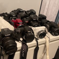 Cameras LUMIX Nikon Fujifilm Canon