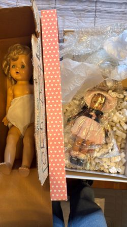 Antique Doll & Collectable Doll
